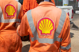 Un tribunal obliga a Shell a reducir las emisiones de gases de efecto  invernadero | IndustriALL