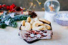 Gemma's pro chef tips for making linzer cookies. Vanillekipferl Vanilla Crescent Cookies Video Everyday Delicious
