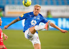 Eirik ulland andersen (born 21 september 1992) is a norwegian footballer who plays as a left midfield for norwegian club molde fk. Ccfmpu5tcpryam