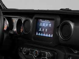 Many of these benefits come from applications found on your compatible smartphone, all of which utilize the available uconnect system. Infotainment Jeep Wrangler 8 4 Inch Screen Gps Navigation Radio Uconnect Uaq 4c Upgrade C Uaq Jl C Bez 84jl 18 21 Jeep Wrangler Jl
