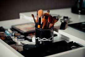 770 makeup artist business names ideas