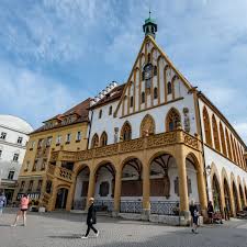 In 2013, over 41,000 people lived in the town. Amberg Bayern