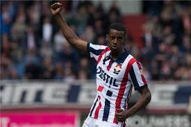 His potential is 85 and his position is st. Bvb Sturmer Alexander Isak Vor Wechsel Zu Real Sociedad