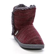 Muk Luks Womens Cheyenne Fleece Lined Knit Bootie Slippers