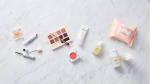 makeup essentials that keep your