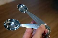 Which spoon is the smallest in size?