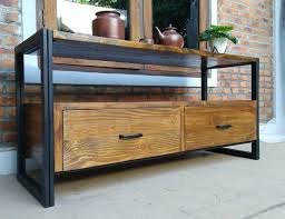 Meja tv berbeda dengan rak tv yang biasanya lebih besar dan memiliki banyak tempat penyimpanan barang, apalagi kalau kamu mengincar desain minimalis. Meja Tv 2 Laci Furniture Kayu Minimalis