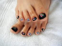 See more ideas about pedicure designs, cute toe nails, toe nail designs. 44 Easy And Cute Toenail Designs For Summer Cute Diy Projects
