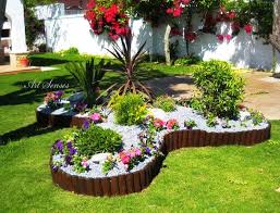 Разгледайте и си харесайте идеи за да декорирате вашата градина. Idei Za Gradinski Ostrovi Art Senses Artistichni Idei Za Interior I Gradina Diy Crafts Plants Crafts