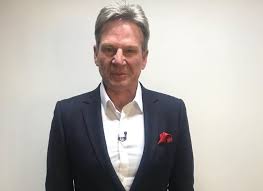 The wife of former afl player sam newman has died suddenly at their melbourne home. Sam Newman Net Worth Wife Wiki Age Weight Quits Retirement 2018
