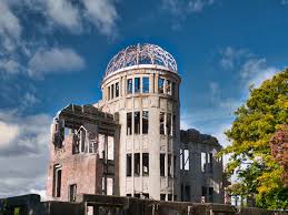 The boeing b29 stratofortress bomber aircraft 'enola gay' dropped the first atomic weapon used in combat over the japanese city of hiroshima at 08:15 local t. Hiroshima And Nagasaki At 75 How Do Europeans Feel About Nuclear Weapons News Cordis European Commission