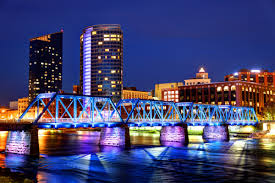 10 fun things to do in grand rapids a