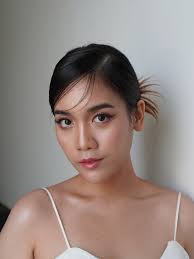 trending makeup styles thai makeup