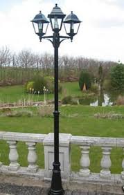 Triple Headed Garden Lamp Post