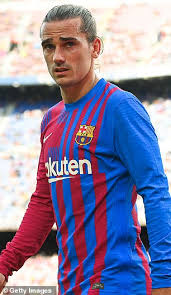 Born 21 march 1991) is a french professional footballer who plays as a forward for la liga club atlético madrid, on loan from barcelona, and the france national team.a versatile player, griezmann is known for his attacking, passing and also supportive defence, and has played as an attacking midfielder, winger and striker in his. Wwsbi4qzusnpfm
