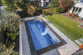 Choosing A Fiberglass Pool