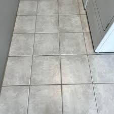 bathroom tile and grout cleaning