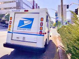 how does usps priority mail express