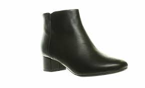 Clarks 5 5 Medium Black Suede Leather Ankle Boots Chartli
