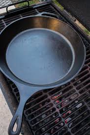 season or re season a cast iron skillet