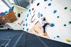 5 Climbing Gyms In Manila That Have