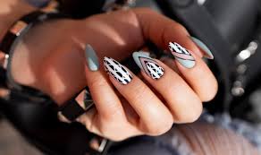 Black and white nail designs are among the most popular choice by woman around the world. Video Black White Nail Art Designs Step By Step Indigo Nails Com
