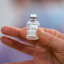 Wsj explains how phony vaccines end up on the internet and the key to reaching them has been mobile vaccination teams armed with a shot developed by the university of oxford and astrazeneca plc. Covid Oxford Astrazeneca Vaccine Delivery To Eu To Be Cut By 60 Coronavirus The Guardian
