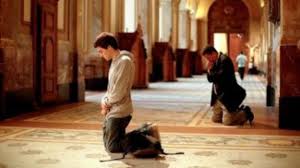 Why Do We Sit, Stand and Kneel at Catholic Mass?
