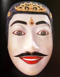 Tokoh raja dalam drama tari topeng Bali. Sebagai tokoh pemimpin dengan karakter kepahlawanan. - quicchote_Dalem