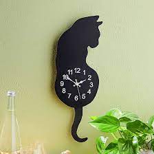 Wagging Tail Clock
