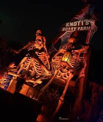 2019 knott s scary farm food guide cp