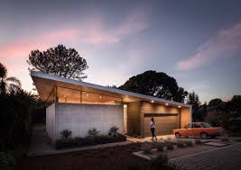 U Shaped House For Indoor Outdoor