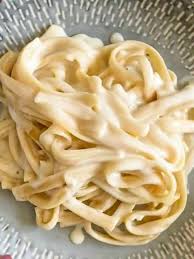 what to serve with fettucine alfredo