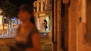 Los pisos de prostitutas en Cádiz están en zonas de bien”