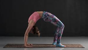 7 expert recommended yoga poses to