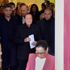 Aynı zamanda forza italia partisinin kurucusu, başkanı ve yanılmıyorsam. Silvio Berlusconi Sorge Nach Krankenhausaufenthalt Dachte Ich Bin Am Ende Angekommen Politik