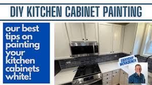 painting your kitchen cabinets white