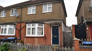 The conjuring 2 house location. What Life Is Like Living Next Door To The Sinister Enfield Poltergeist That Terrorised A Family Mylondon