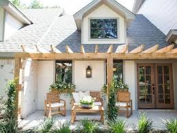 The closest one to this soft shade is called rainy days. Chip And Joanna Gaines Help A California Couple Looking To Settle In Waco Create A Distinctive Home With Lots Of House Exterior House Colors Exterior Design