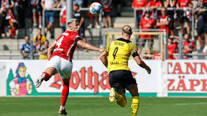 Freiburg bu sonuçla tarihinde ilk kez dortmund karşısında üst üste 2 galibiyet alırken, dortmund'u konuk etti son 3 bundesliga maçında da 6 kez ağları sarsmış oldu. U8pgauhlwvxf9m