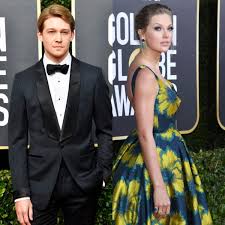 The 77th golden globe awards honored the best in film and american television of 2019, as chosen by the hollywood foreign press association. Golden Globes 2020 Red Carpet Cats Star Taylor Swift And Joe Alwyn Stun At 77th Golden Globes Awards Pinkvilla
