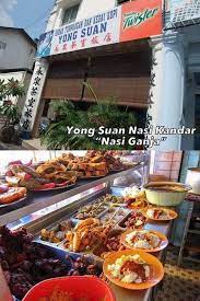 The term ganja came about because die hard fans claim that the rice is incredibly addictive. Nasi Ganja Kedai Kopi Jalan Jalan Cari Makan Di Kedah Facebook