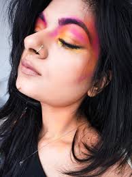 creative makeup inspired by the sunset