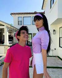 Lexi on Instagram: “Last minute Halloween costume - Timmy Turner & Trixie  Tang ?… | Couples costumes, Last minute halloween costumes, Cute couple  halloween costumes