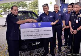 List of police stations in selangor and police stations in malaysia. Proton Serah Seunit Persona Baharu Enjin Dan Transmisi Kepada Ipk Selangor Bagi Tujuan Latihan Paultan Org