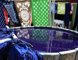 Dilarutkan dengan air sebanyak i liter. Cara Penggunaan Napthol Pada Proses Pewarnaan Kain Batik