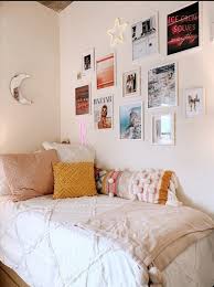 21 Beautiful Picture Wall Collage Ideas
