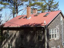 Cedar shake siding price guide. A Beautiful Red Color Standing Seam Metal Roof With Skylights On A Slightly Aged Cedar Shake Home View More At Metalroof Metal Roof Metal Roof Cost Roof Cost