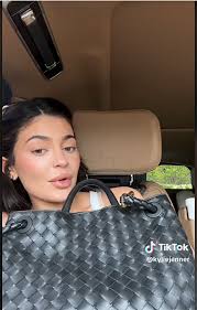 kylie jenner shows off 5 year old