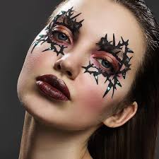 scary yet pretty halloween makeup